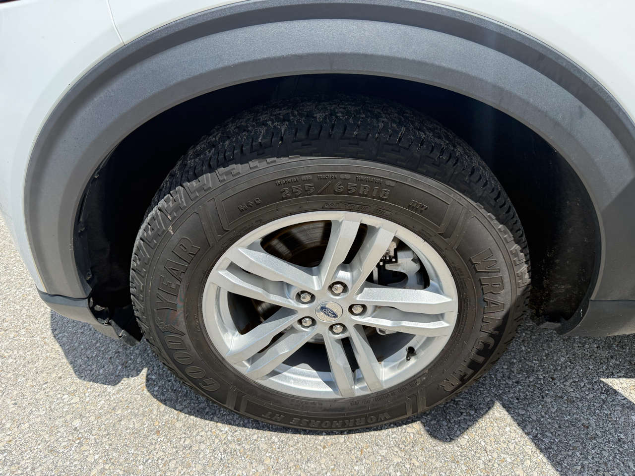 Ford Explorer XLT RWD 2023