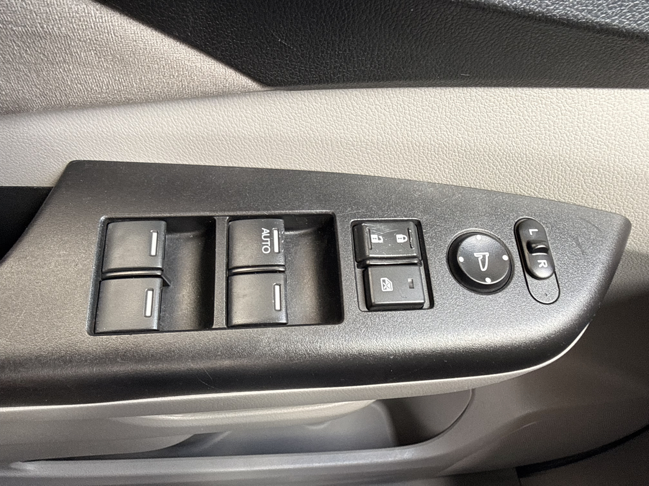 Honda CR-V AWD 5dr EX 2012