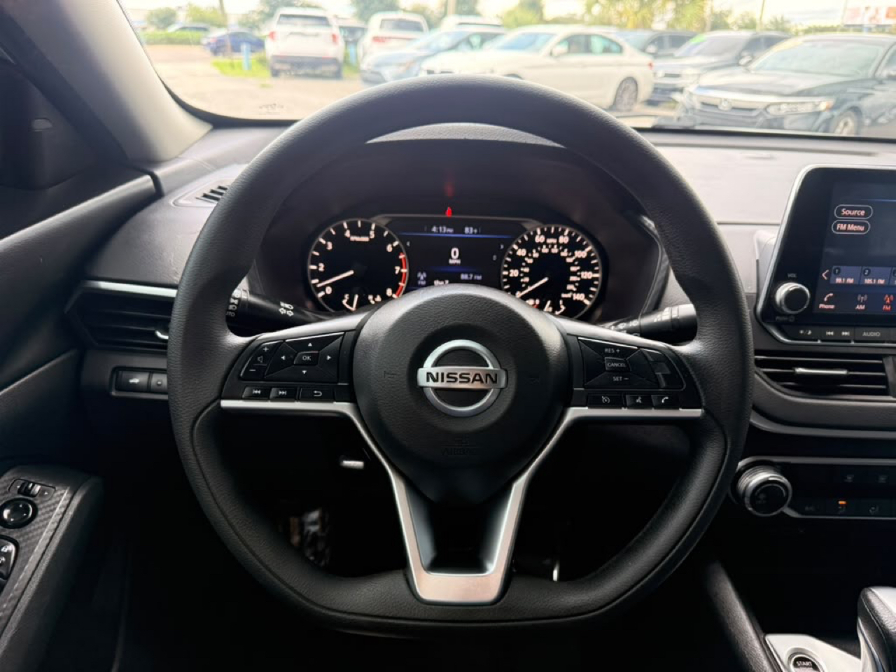 Nissan Altima 2.5 SV Sedan 2022