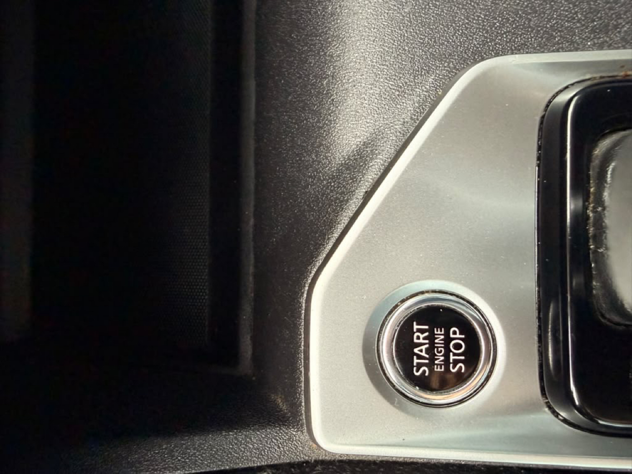 Nissan Altima 2.5 SV Sedan 2022