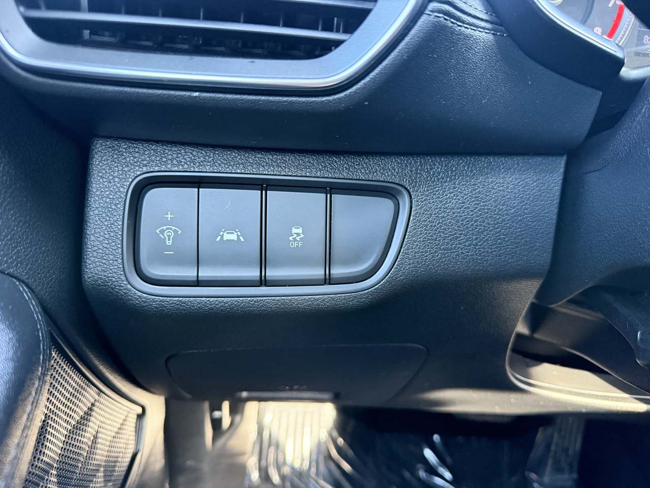 Hyundai Santa Fe SE 2.4L Auto FWD 2020