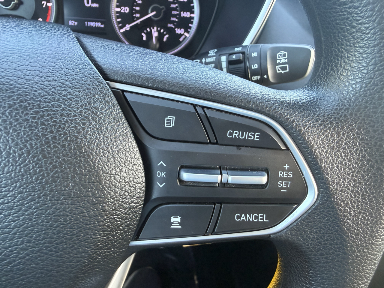 Hyundai Santa Fe SE 2.4L Auto FWD 2020