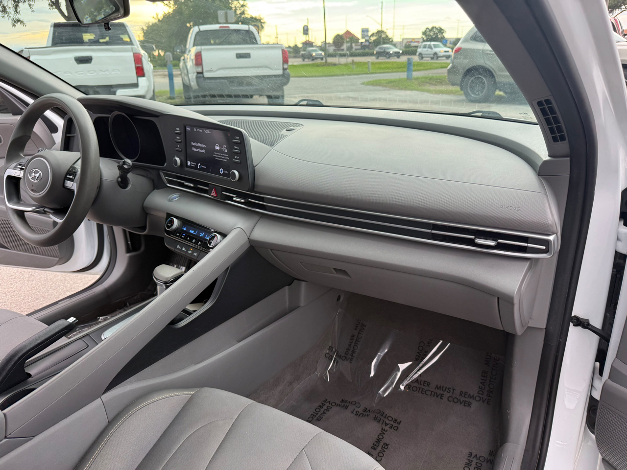Hyundai Elantra SEL IVT *Ltd Avail* 2021