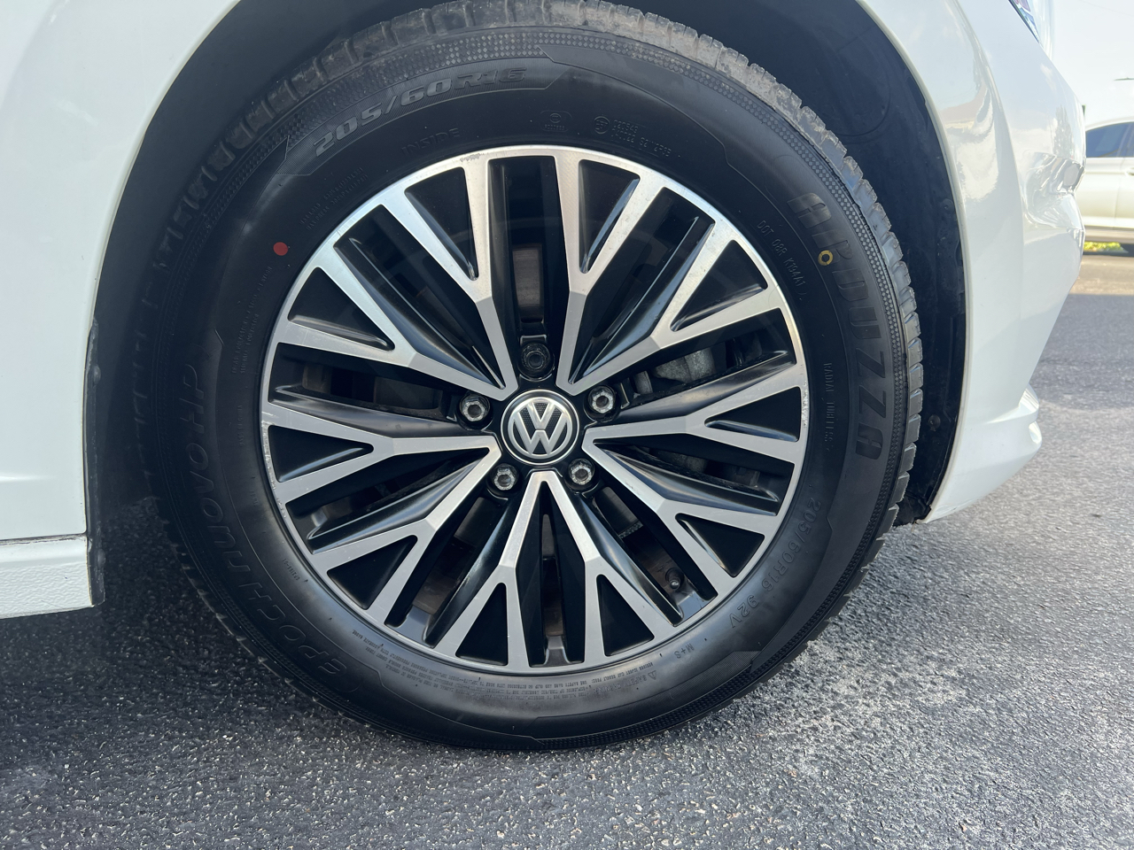 Volkswagen Jetta SEL Auto w/SULEV 2019