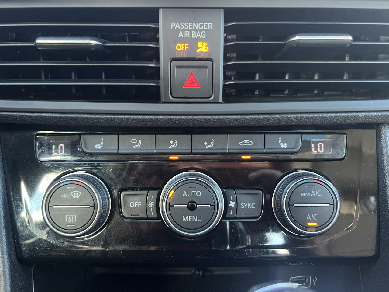 Volkswagen Jetta SEL Auto w/SULEV 2019