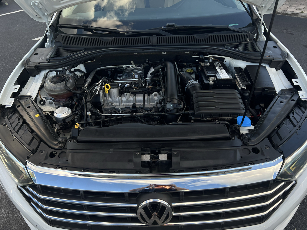 Volkswagen Jetta SEL Auto w/SULEV 2019