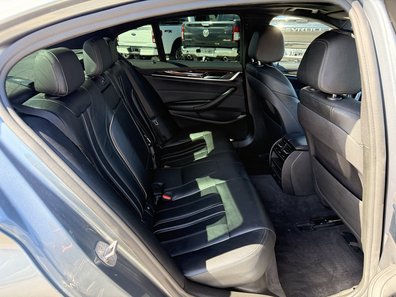 BMW 5 Series 4dr Sdn 530i RWD 2018