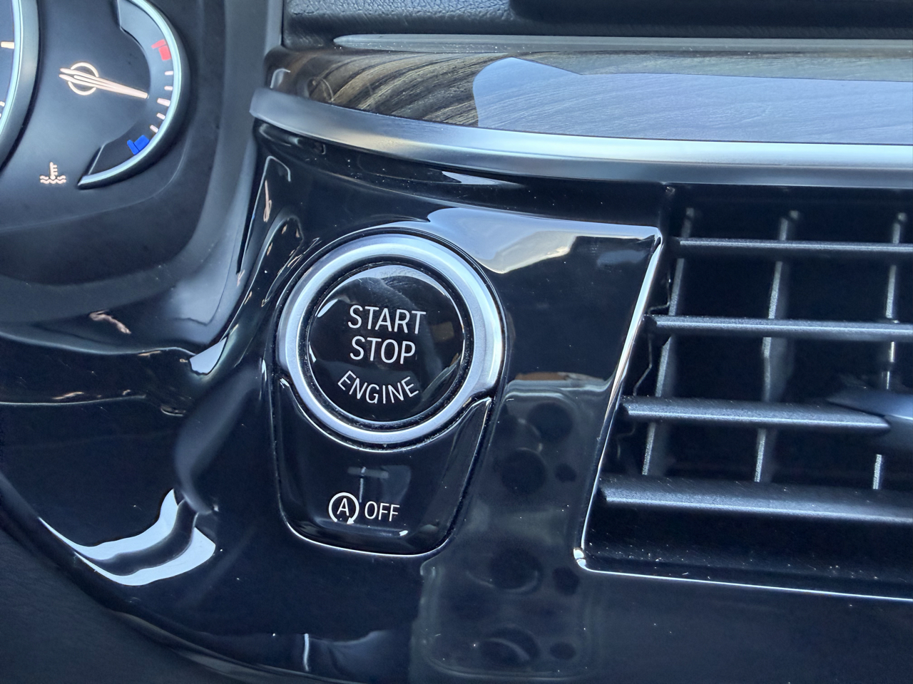 BMW 5 Series 4dr Sdn 530i RWD 2018