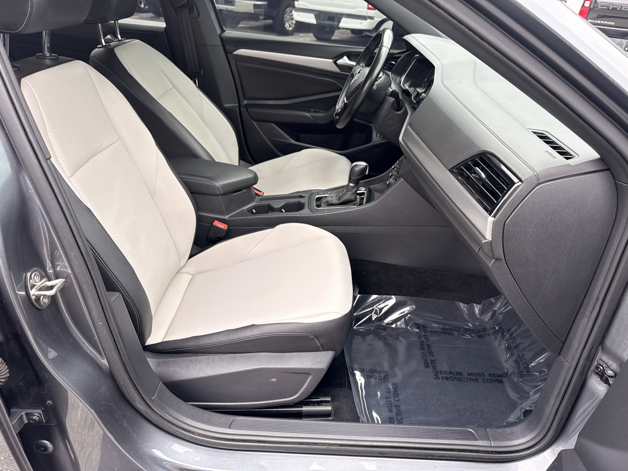 Volkswagen Jetta R-Line Auto w/SULEV 2019