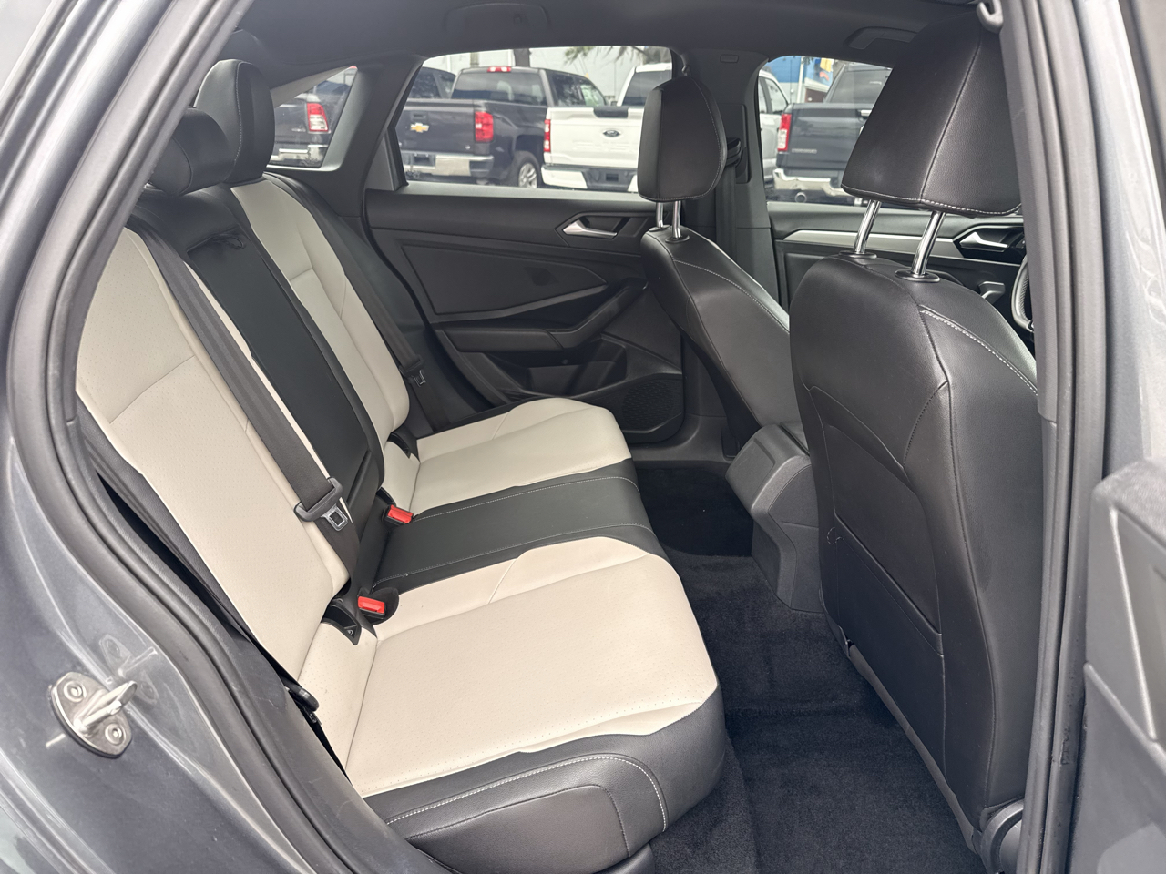 Volkswagen Jetta R-Line Auto w/SULEV 2019