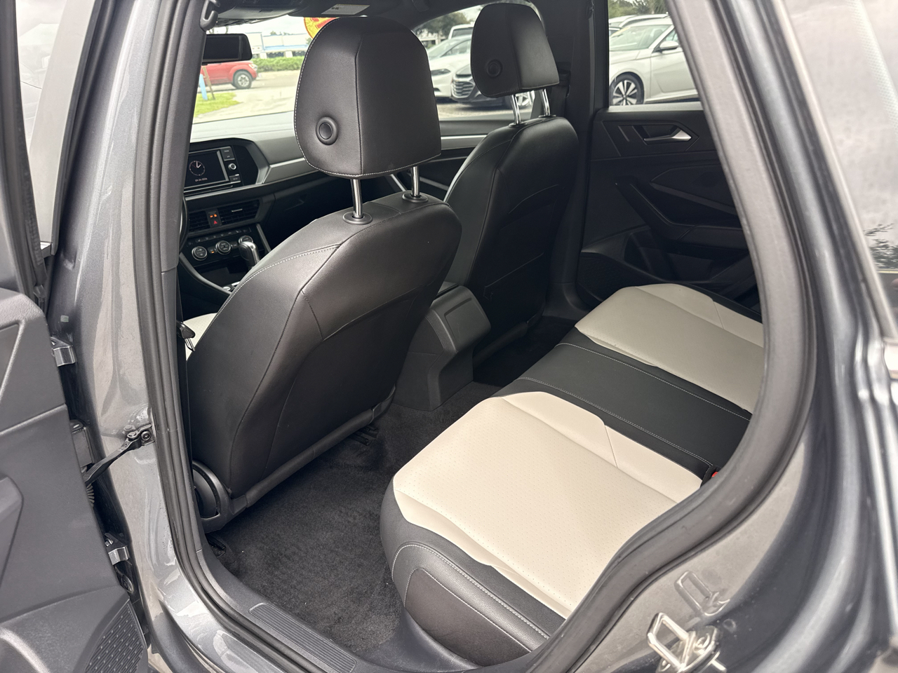 Volkswagen Jetta R-Line Auto w/SULEV 2019