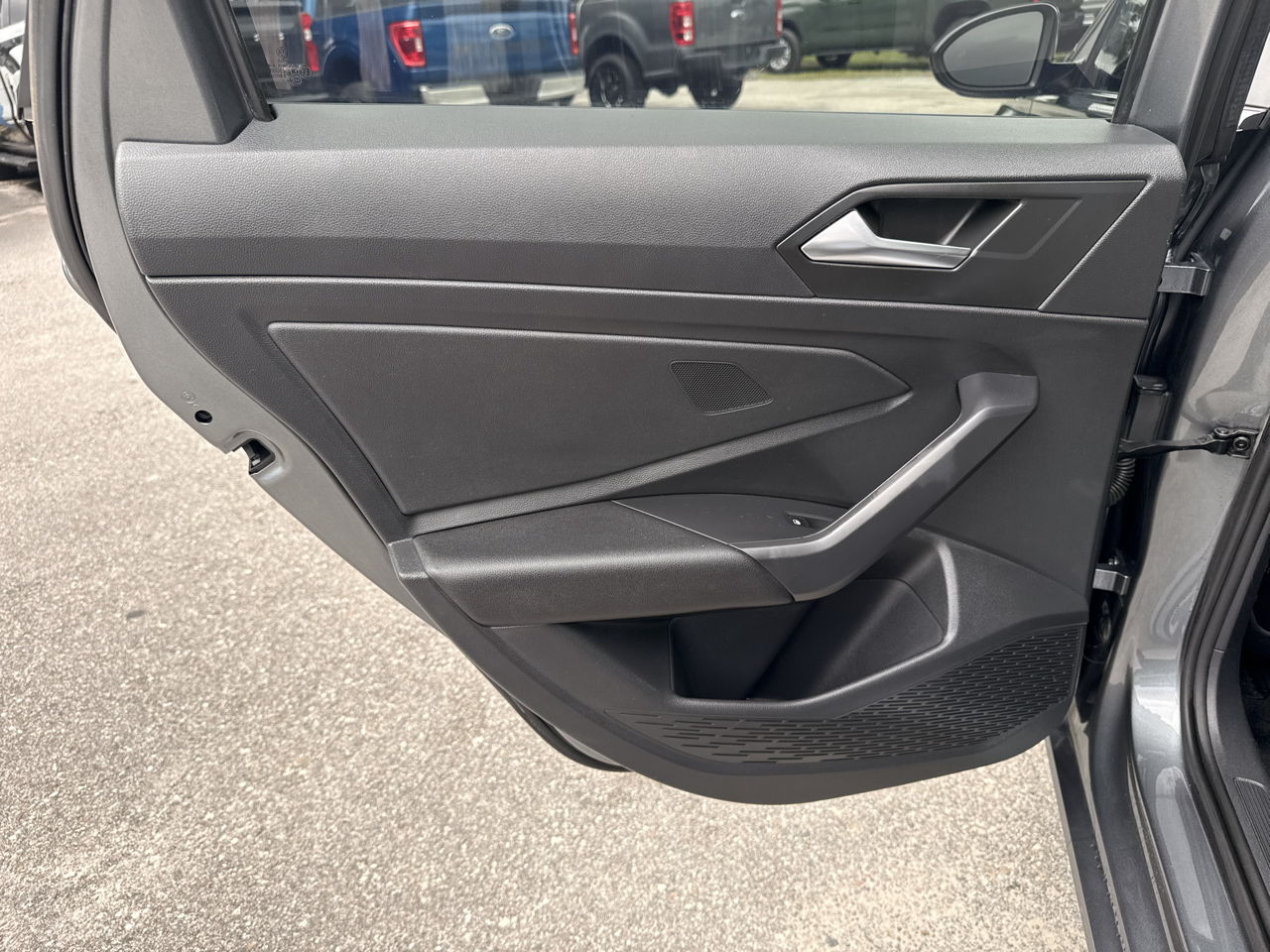 Volkswagen Jetta R-Line Auto w/SULEV 2019