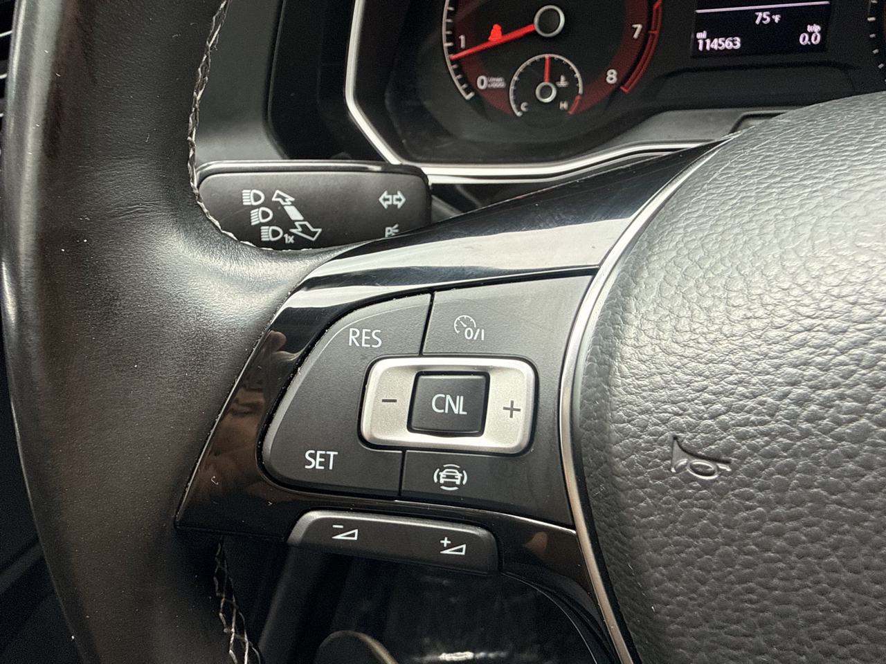 Volkswagen Jetta R-Line Auto w/SULEV 2019