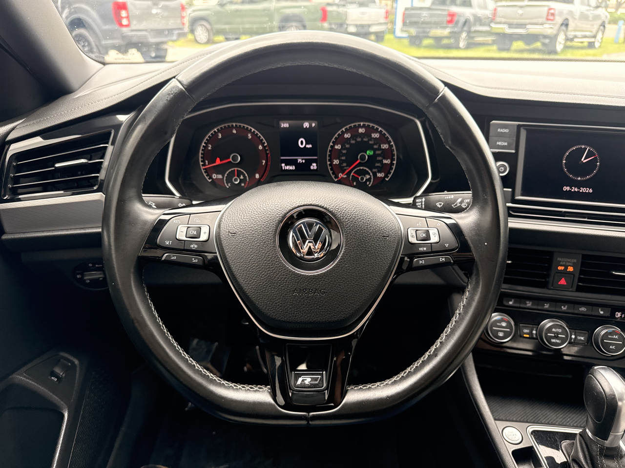 Volkswagen Jetta R-Line Auto w/SULEV 2019