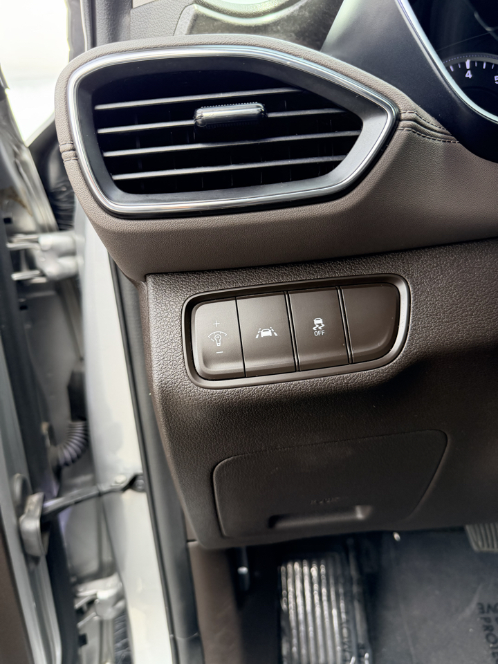 Hyundai Santa Fe SE 2.4L Auto FWD 2020
