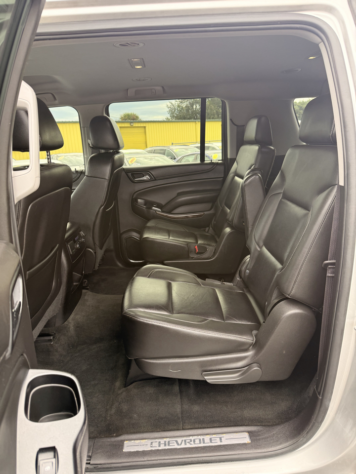 Chevrolet Suburban 4WD 4dr LT 2015