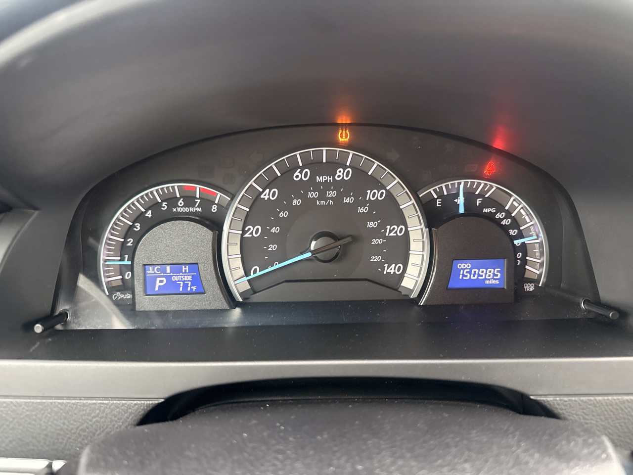 Toyota Camry 4dr Sdn I4 Auto SE w/Special Edition Pkg (Natl) 2013