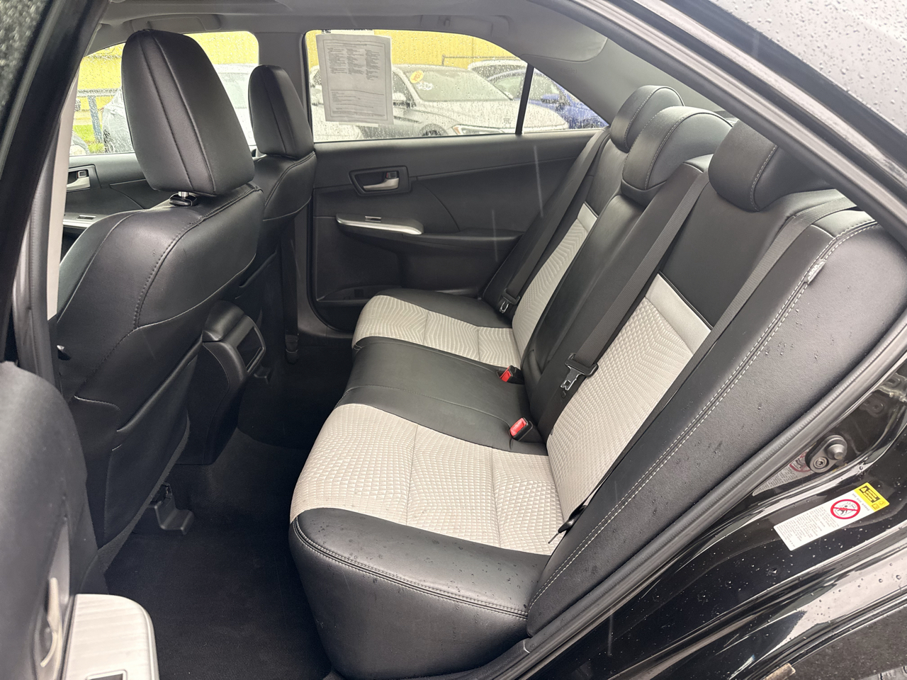 Toyota Camry 4dr Sdn I4 Auto SE w/Special Edition Pkg (Natl) 2013