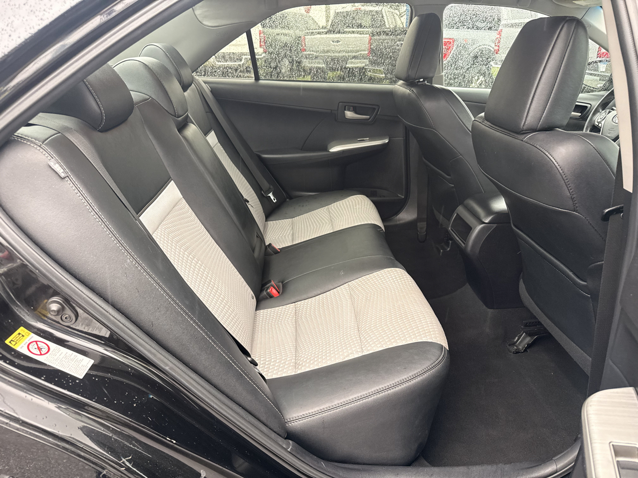 Toyota Camry 4dr Sdn I4 Auto SE w/Special Edition Pkg (Natl) 2013