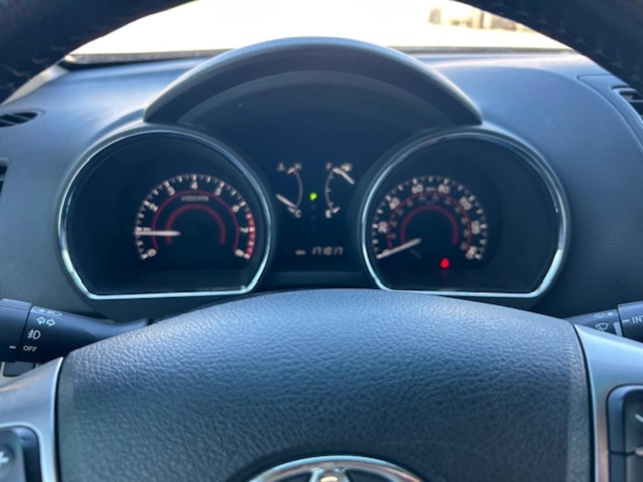 Toyota Highlander Limited 2WD 2013