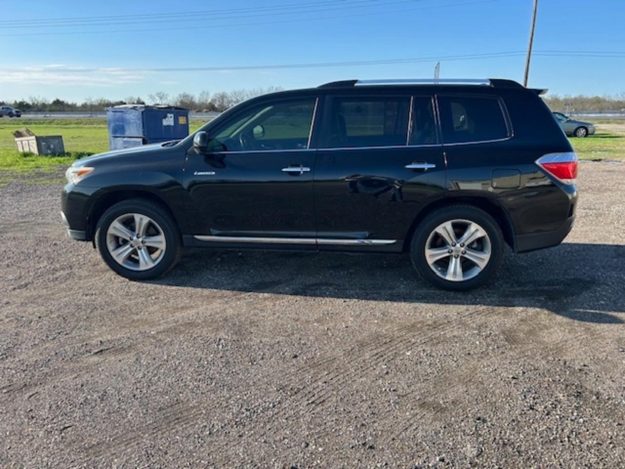 Toyota Highlander Limited 2WD 2013