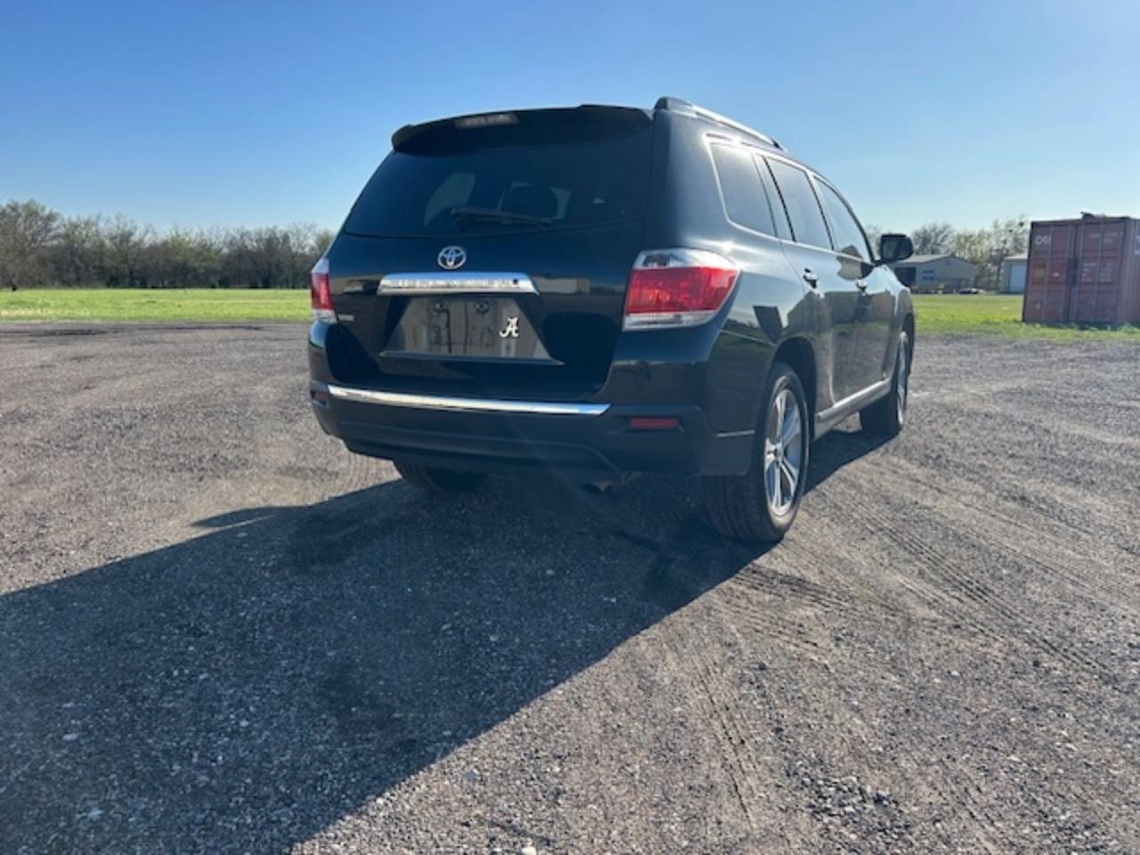 Toyota Highlander Limited 2WD 2013