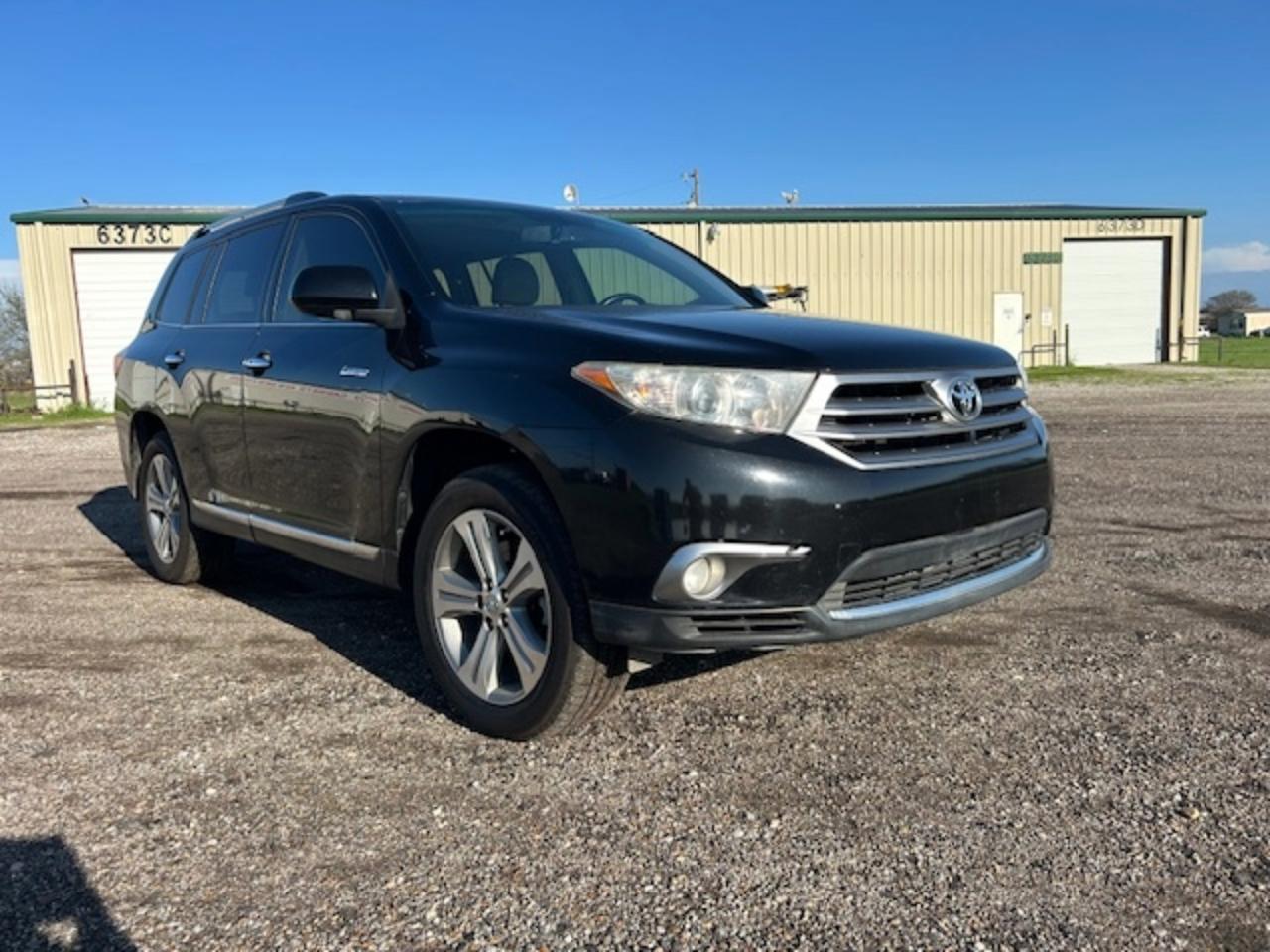 Toyota Highlander Limited 2WD 2013