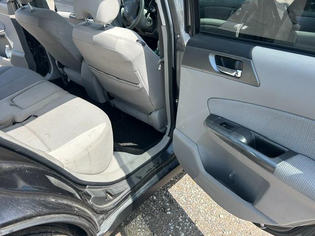 Subaru Forester 2.5X Premium 2011