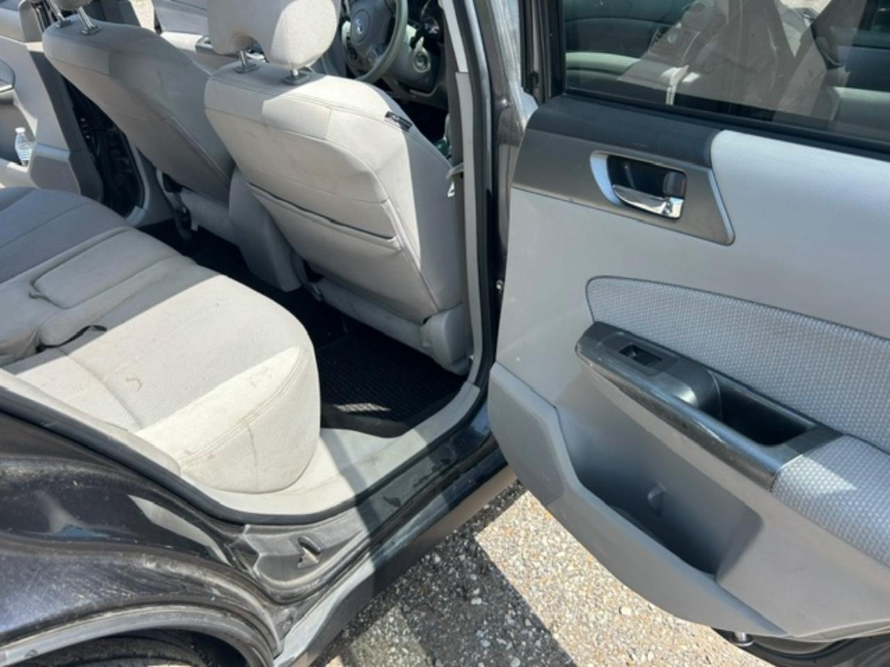 Subaru Forester 2.5X Premium 2011