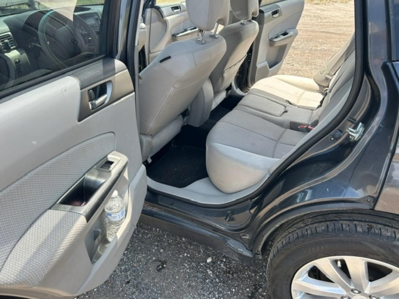 Subaru Forester 2.5X Premium 2011