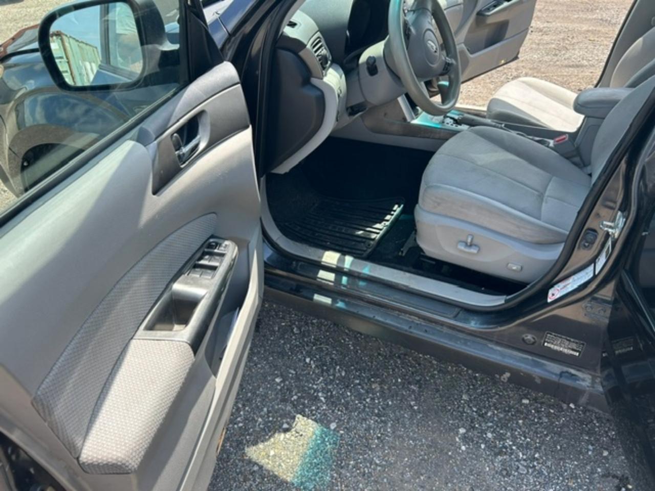 Subaru Forester 2.5X Premium 2011