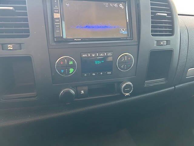 GMC Sierra 1500 SLE Ext. Cab 2WD 2011