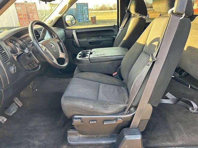 GMC Sierra 1500 SLE Ext. Cab 2WD 2011