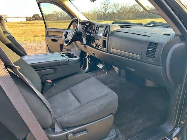 GMC Sierra 1500 SLE Ext. Cab 2WD 2011