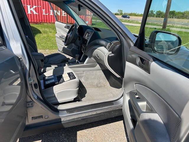 Subaru Forester 2.5X 2010