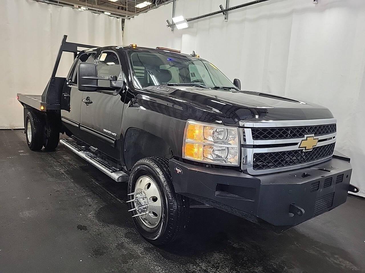 Chevrolet Silverado 3500HD LTZ Crew Cab 4WD 2012