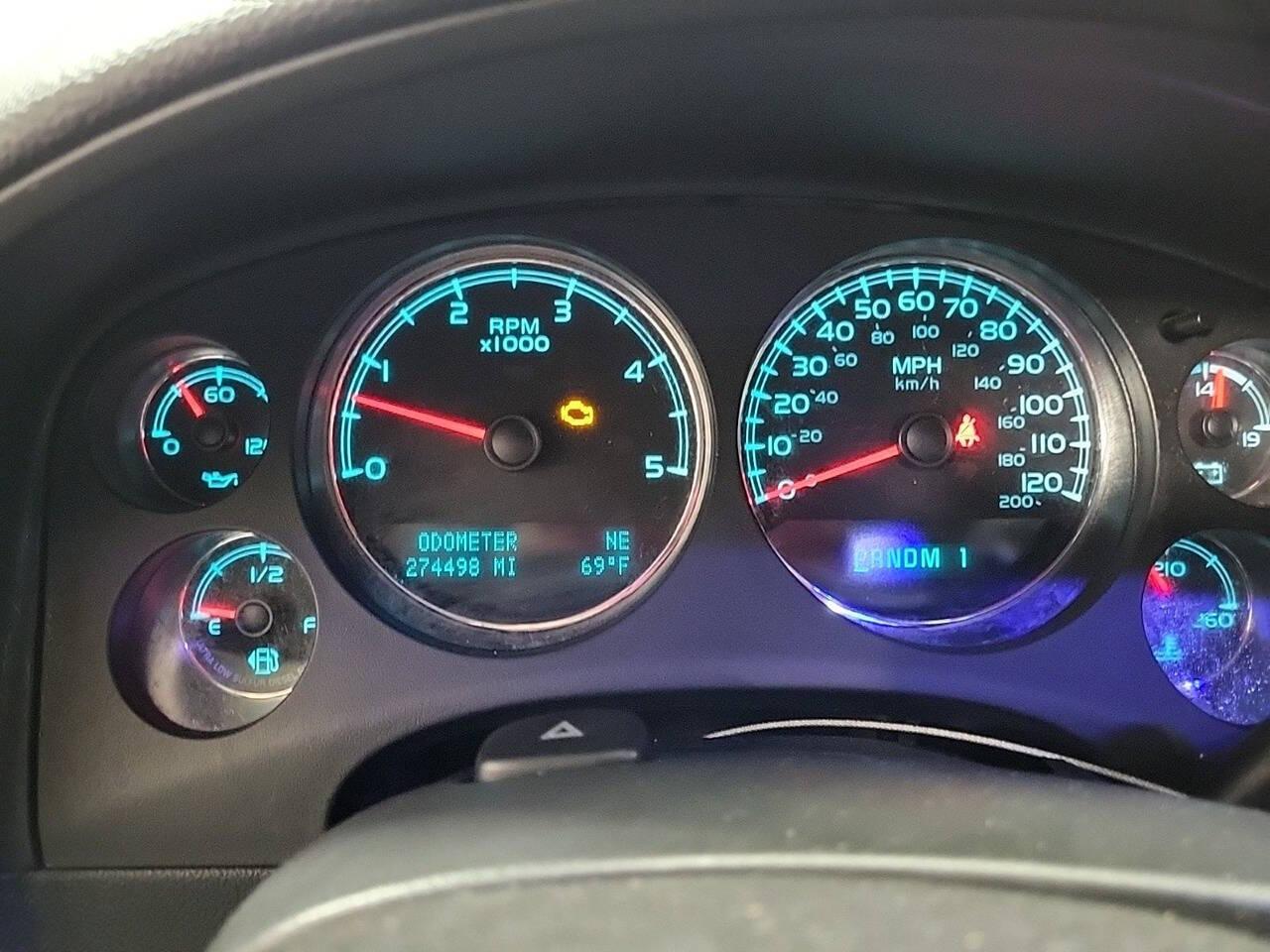 Chevrolet Silverado 3500HD LTZ Crew Cab 4WD 2012