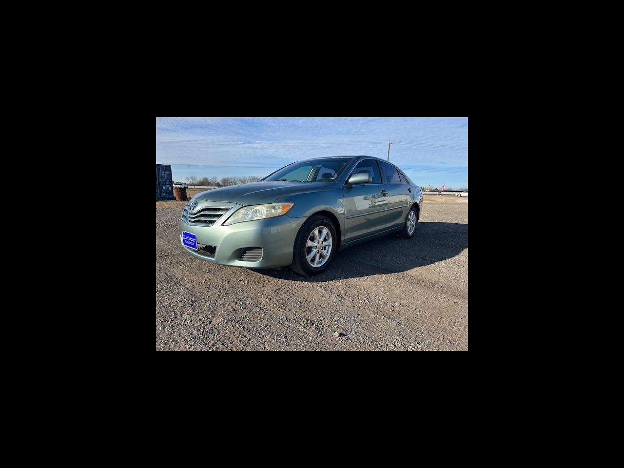 2011 Toyota Camry Base 6-Spd AT