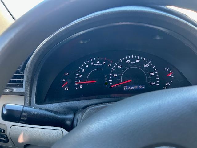 Toyota Camry Base 6-Spd AT 2011
