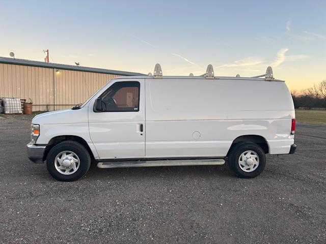 Ford Econoline E-250 2014
