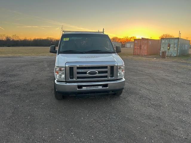 Ford Econoline E-250 2014