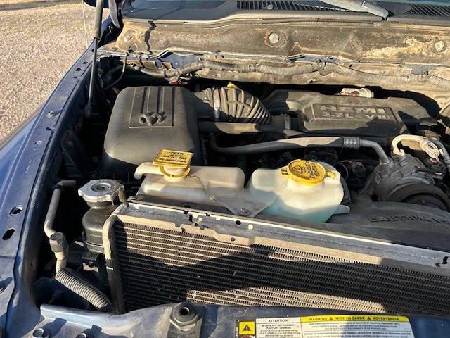 Dodge Ram 1500 SXT Quad Cab Long Bed 2WD 2008