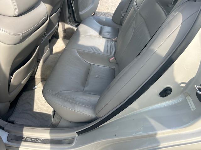Lexus ES 300 Sedan 2002