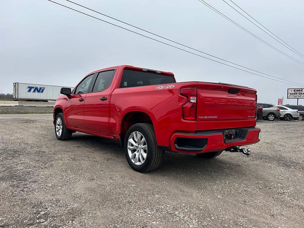 Chevrolet Silverado 1500 Custom Crew Cab Short Box 4WD 2021