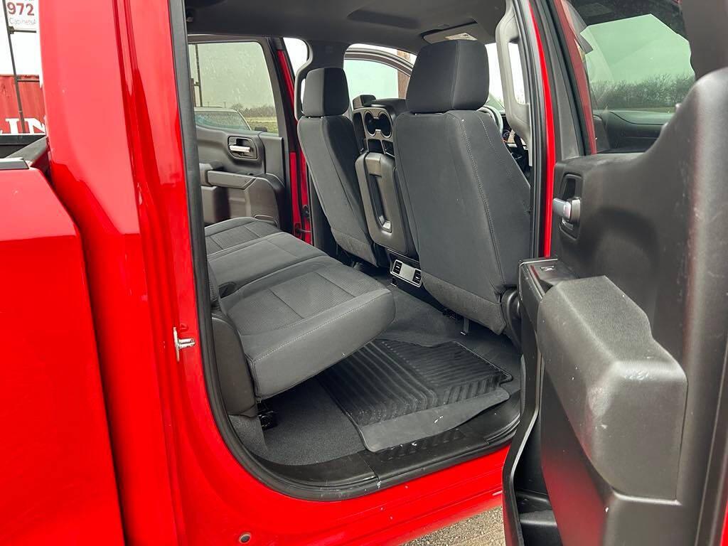 Chevrolet Silverado 1500 Custom Crew Cab Short Box 4WD 2021