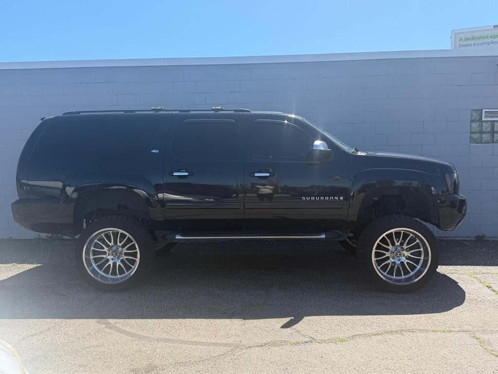 2007 Chevrolet Suburban LS 1500 4WD