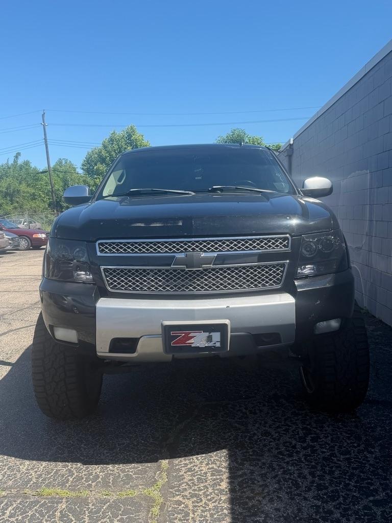 Chevrolet Suburban LS 1500 4WD 2007