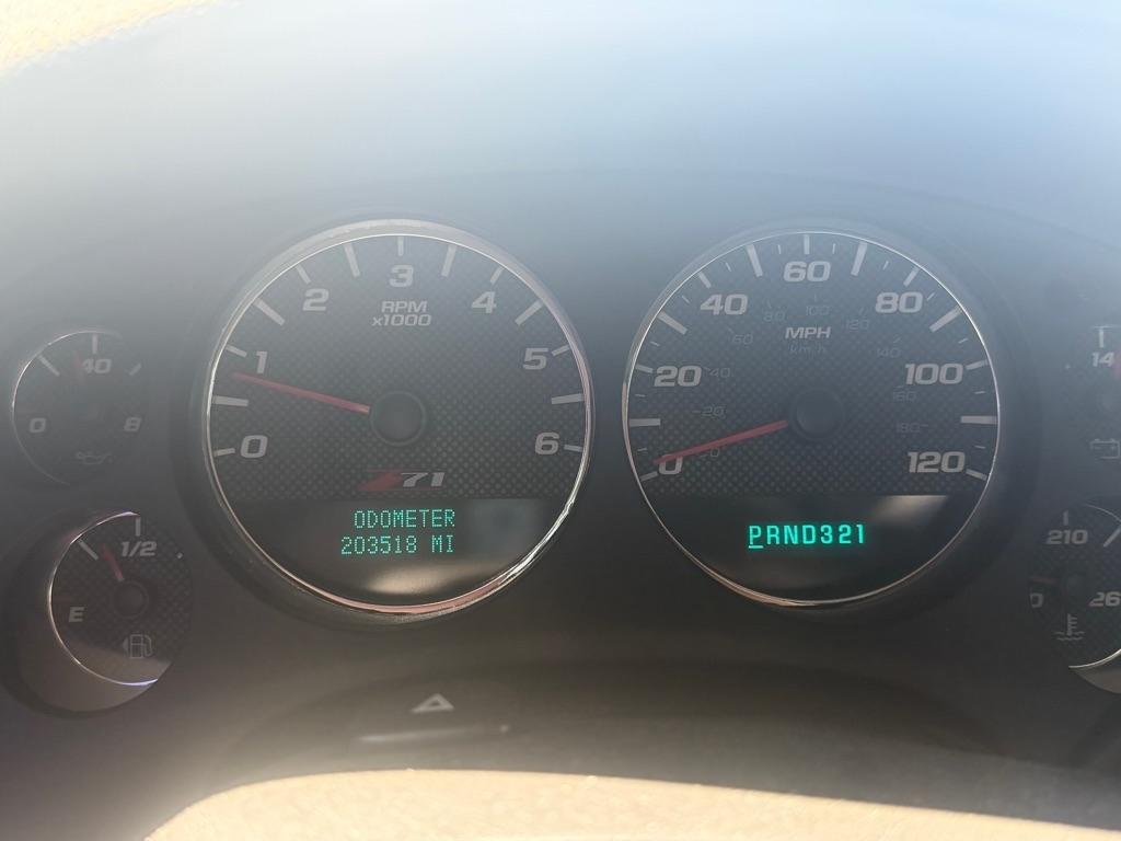 Chevrolet Suburban LS 1500 4WD 2007
