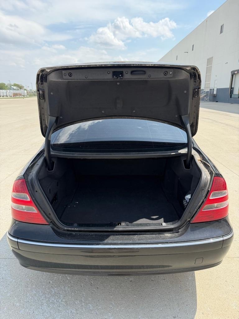 Mercedes-Benz E-Class E500 2005