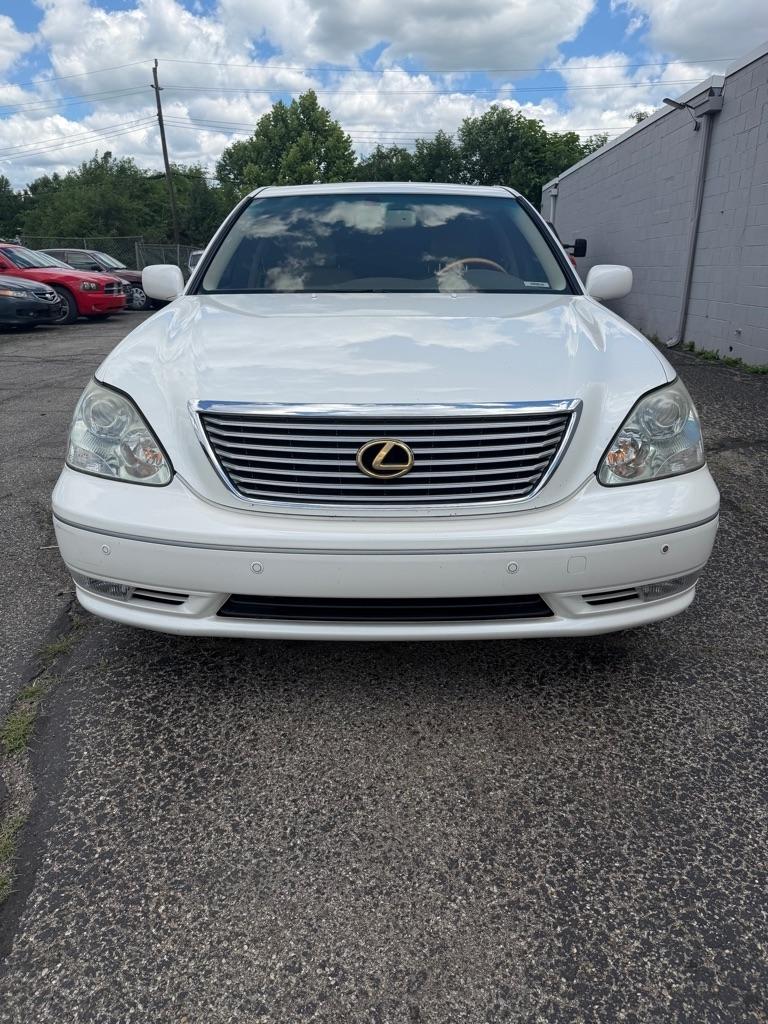 2004 Lexus LS 430 Sedan